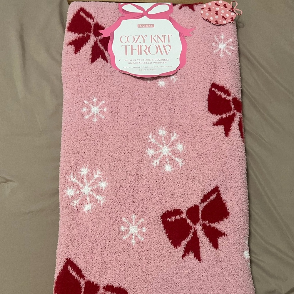***NEW*** Envogue PINK Bow Christmas ❄️🎀 BLANKET